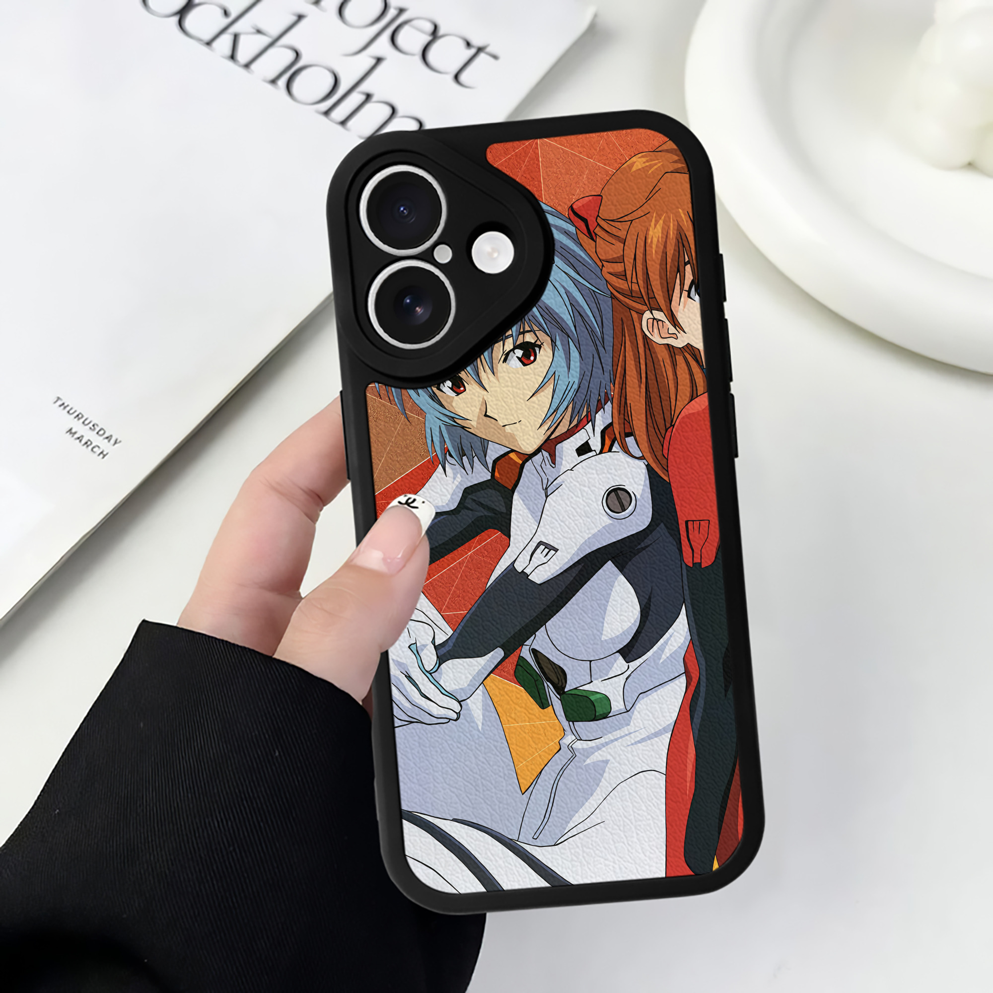 （画像用） EVA 新世紀エヴァンゲリオン 【iPhone 16シリーズ対応】シリコンスマホケース（レザー調） 材質：シリコン